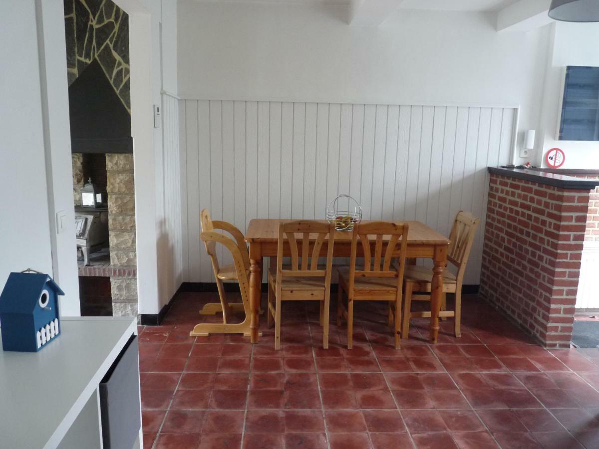 Gite Aische-En-Refail Buitenkant foto